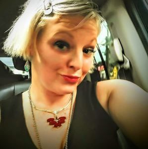Meet your Posher, Alissa